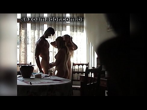 ❤️ Teman seks mengundang pria raksasa dan threesome bersamanya ️❌ Super porno di id.sexuria-net.ru ️